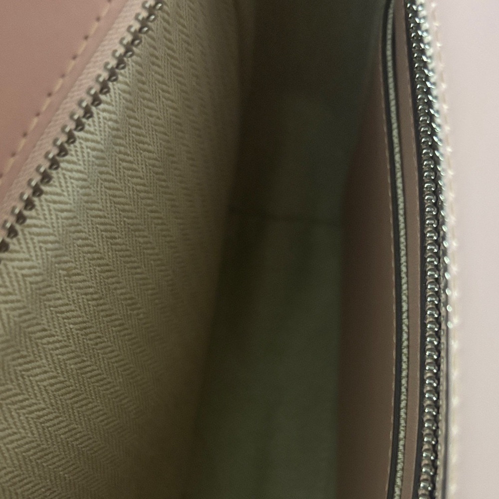 Troy Burch blush pink patent leather tote bag - Picture 4 of 7